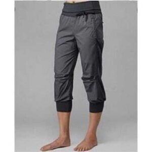 lululemon athletica Women's Gray Cropped Jogger Pants